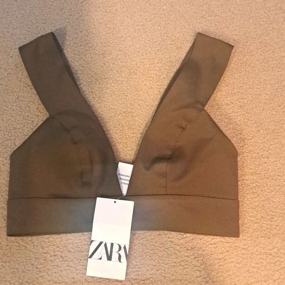 ZARA Tops - Womens ZARA CROP TOP   M